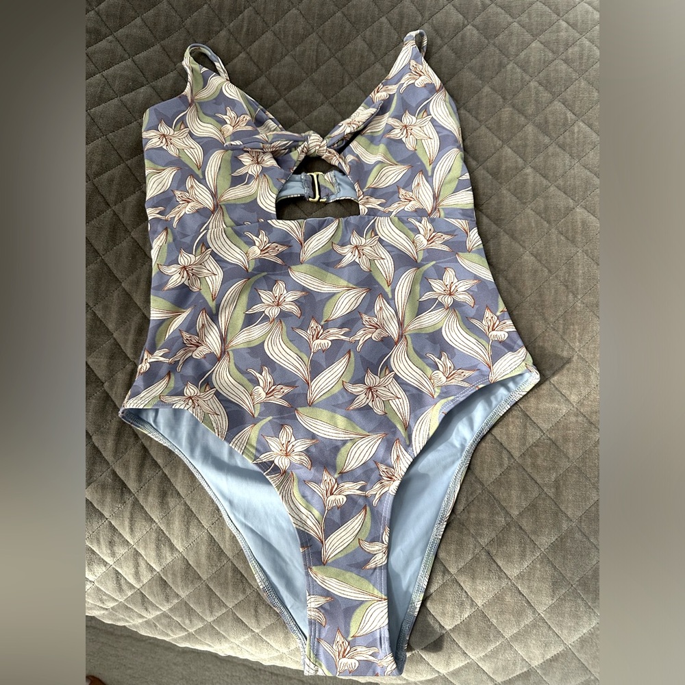 Shore Brand one piece swimsuit NEW without tags sz S $168